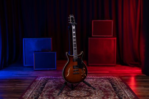 Washburn SH35TS Wing Series Semi Hollow Electric Guitar. Tobacco Sunburst