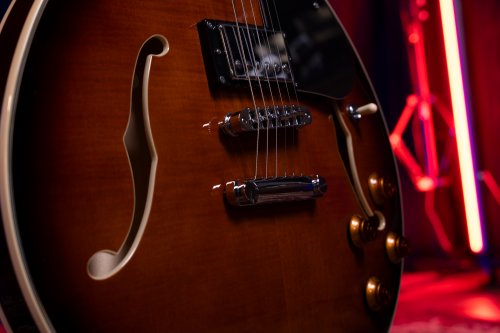 Washburn SH35TS Wing Series Semi Hollow Electric Guitar. Tobacco Sunburst