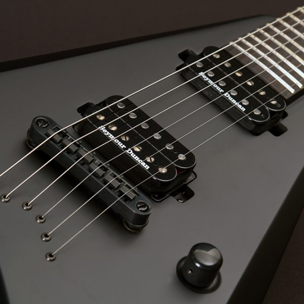 PXV26CK CLOSE UP OF THE BRIDGE AND PICKUPS