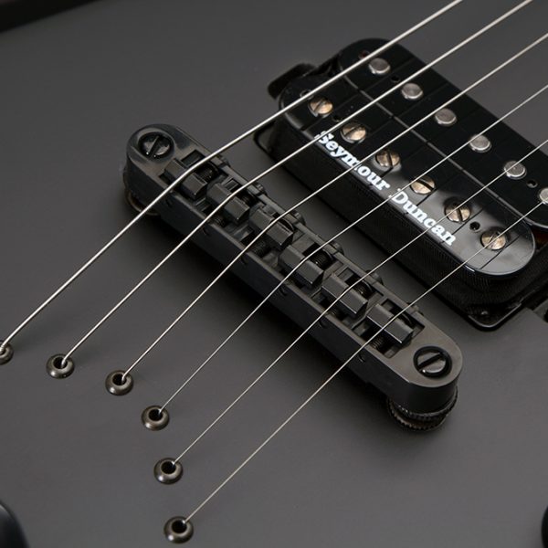 PXV26CK CLOSE UP OF THE BRIDGE AND BRIDGE PICKUP