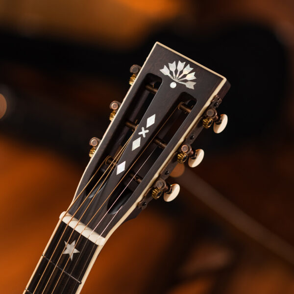 Washburn R-310 Victorian Parlor Acoustic Guitar