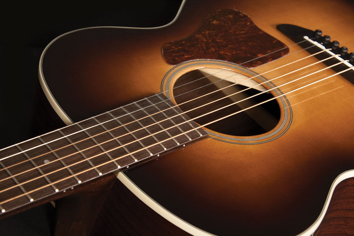 Need a solo on an acoustic guitar 40 Need a solo on an acoustic guitar 85